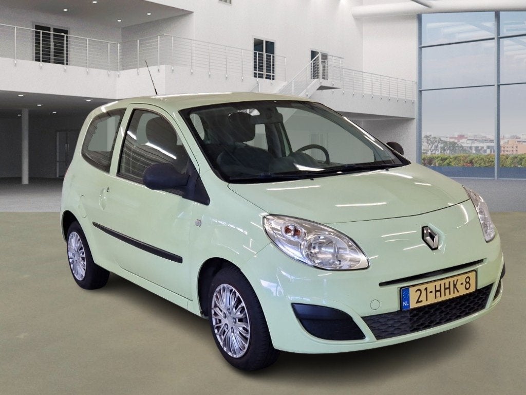 Renault Twingo 1.2 Authentique/ LAAG KM/ ZUINIG, Voorwielaandrijving, Twingo, Gebruikt, 31 €/maand