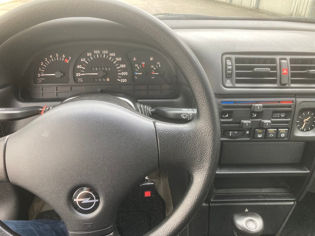Opel Vectra 2.0 I AUT U9 1992 Aubergine, foto 7