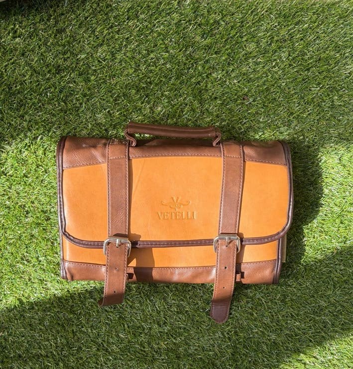 VETELLI Luxury Travel Toiletry Organizer with Hook, Verzenden, Zo goed als nieuw, Leer, Minder dan 50 cm