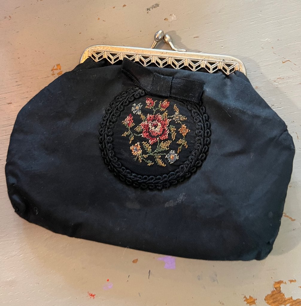 Vintage brocante petit point gobelin zwarte knip portemonnee, Sieraden, Tassen en Uiterlijk, Ophalen of Verzenden, Zo goed als nieuw