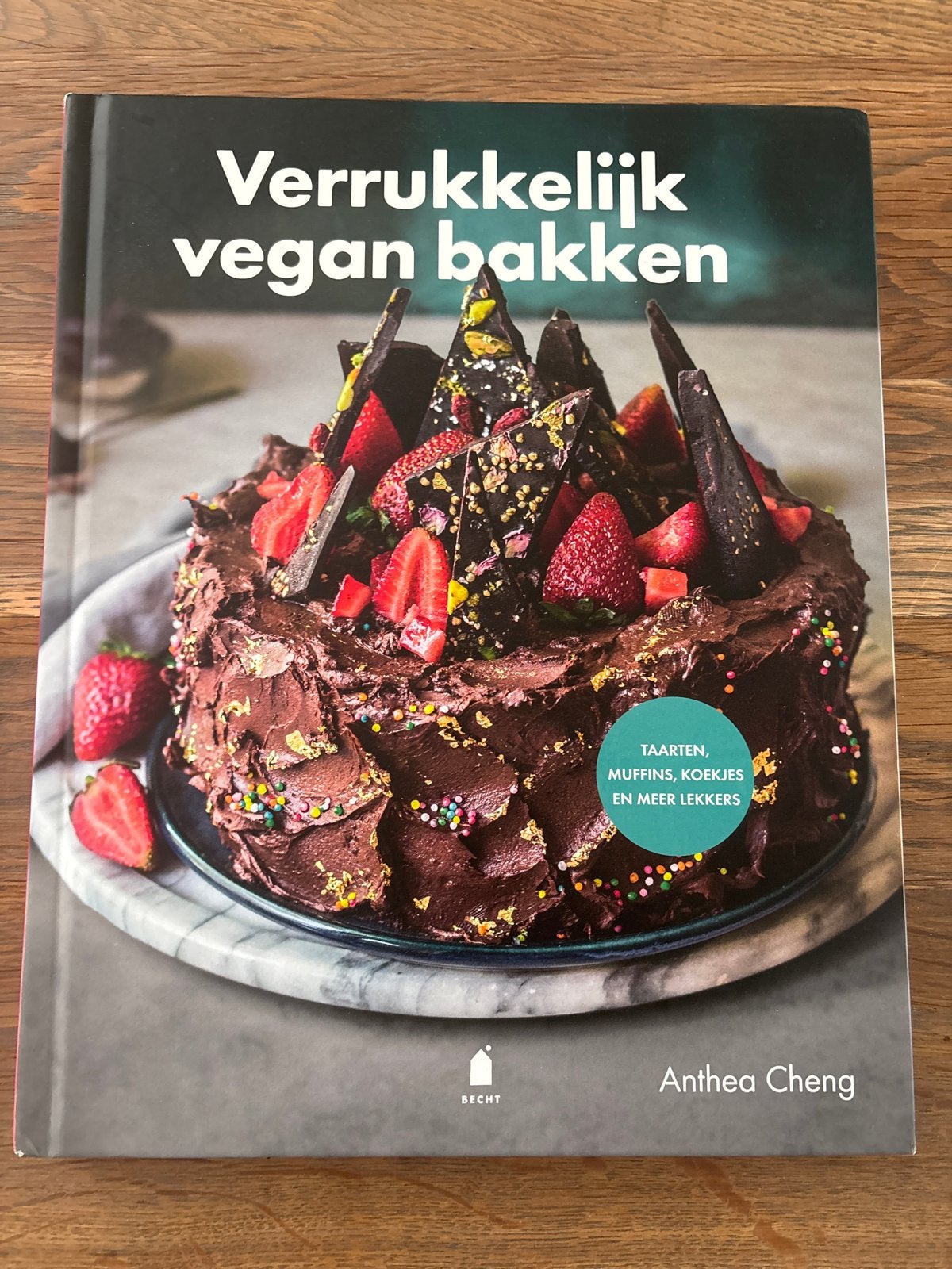 Verrukkelijk vegan bakken - Anthea Cheng, Vegetarisch, Ophalen of Verzenden, Zo goed als nieuw, Taart, Gebak en Desserts