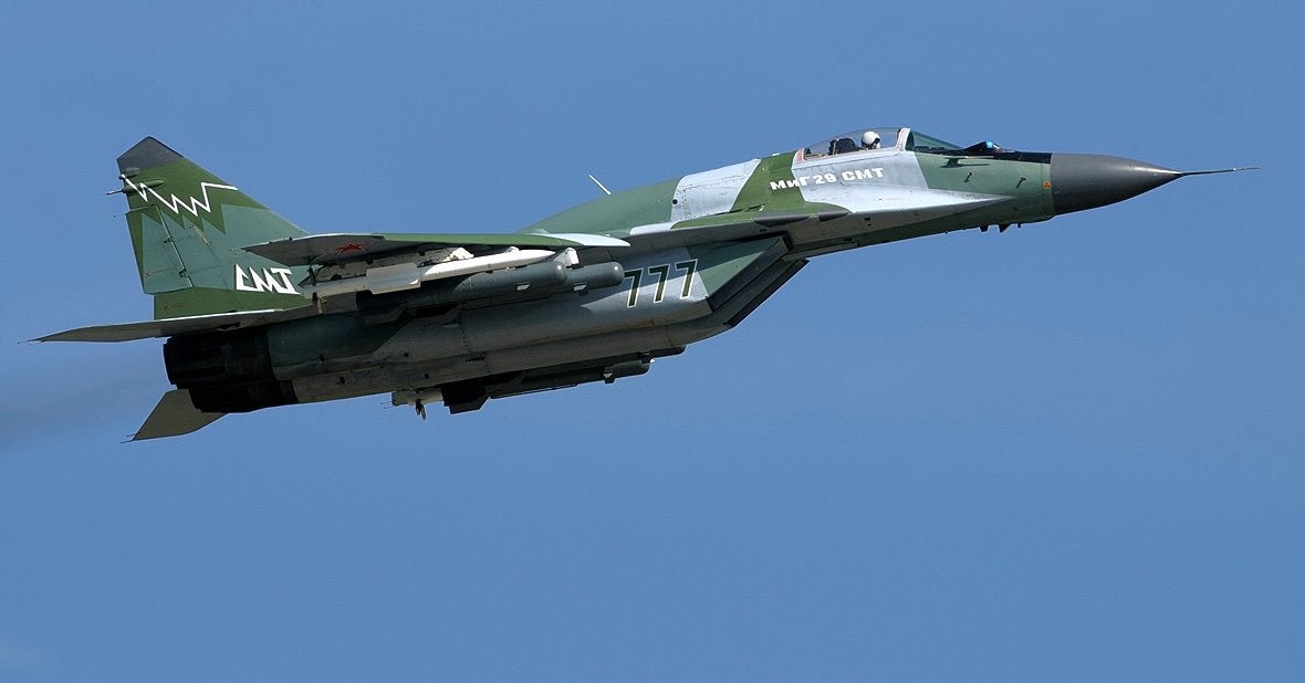 Hobby Master HA6552 | Mikoyan - Gurevich MIG-29SMT Fulcrum, Ophalen, Schaalmodel, Nieuw, Pilot Station