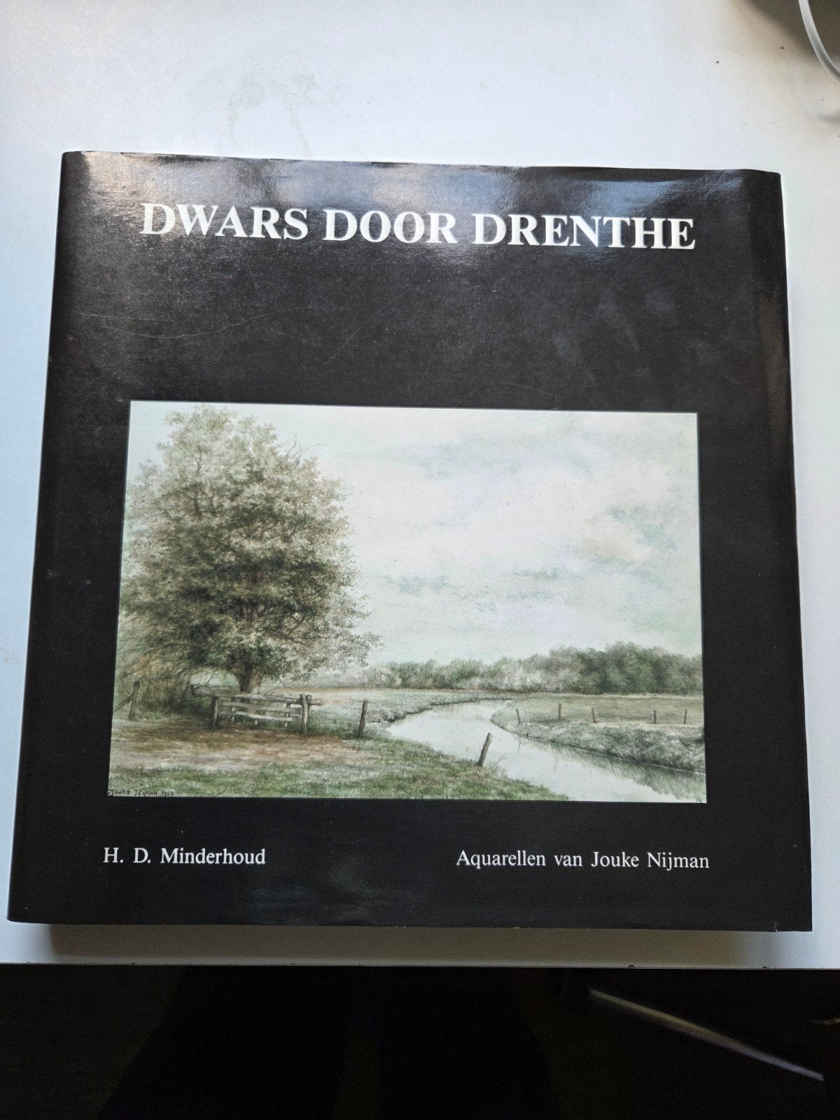 Dwars door Drenthe - H.D. Minderhoud (1992) met kaart, Boeken, Gelezen, H. D. Minderhoud, Overige typen, Ophalen of Verzenden