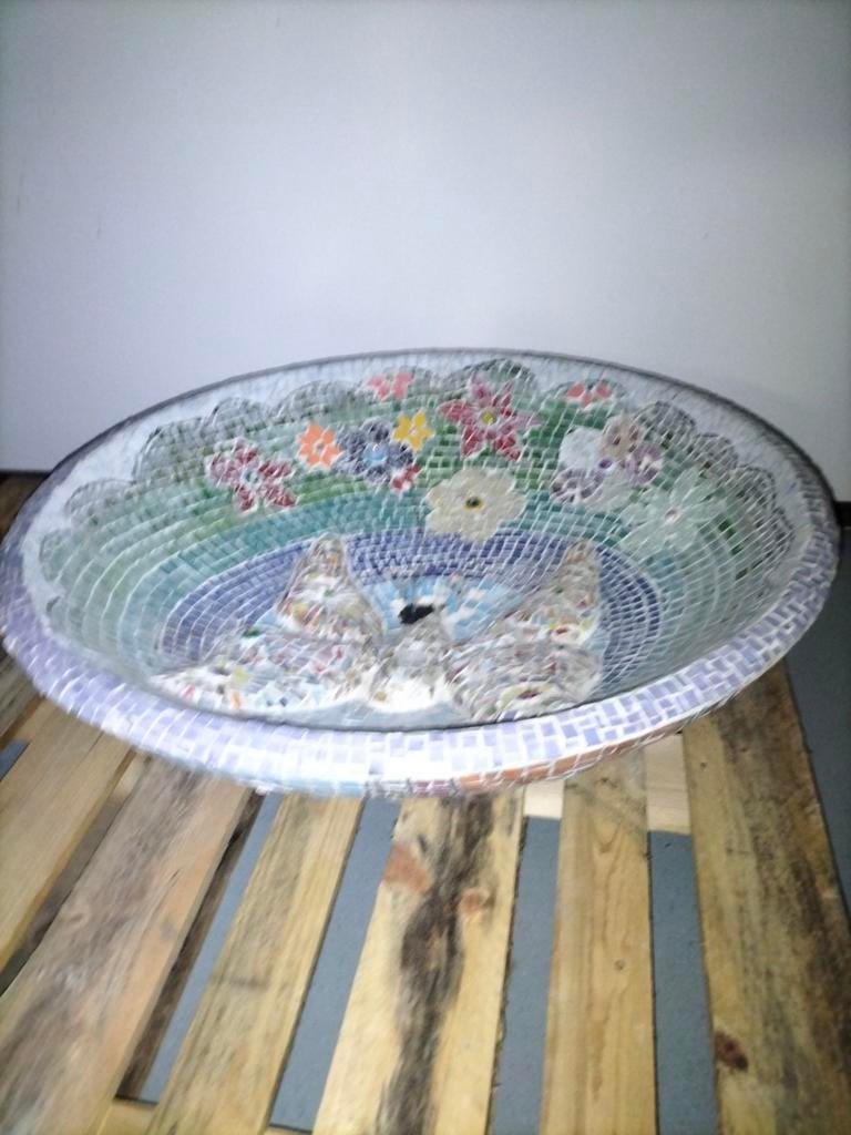 Mozaïek vogelbad/waterschaal - Handgemaakt, Tuin en Terras, Waterpartijen en Fonteinen, Ophalen of Verzenden, Gebruikt, Overige materialen