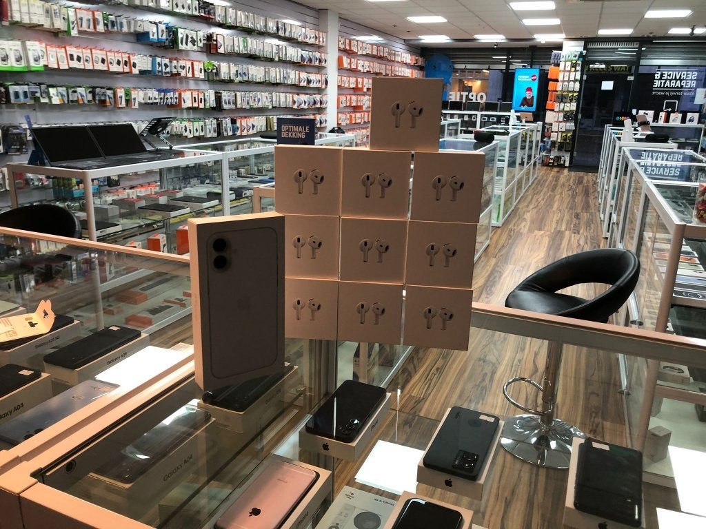 iphone 16 pro  256GB / iphone 16 pro max  256GB / 15 - 256GB, Ophalen, Zo goed als nieuw, Overige typen