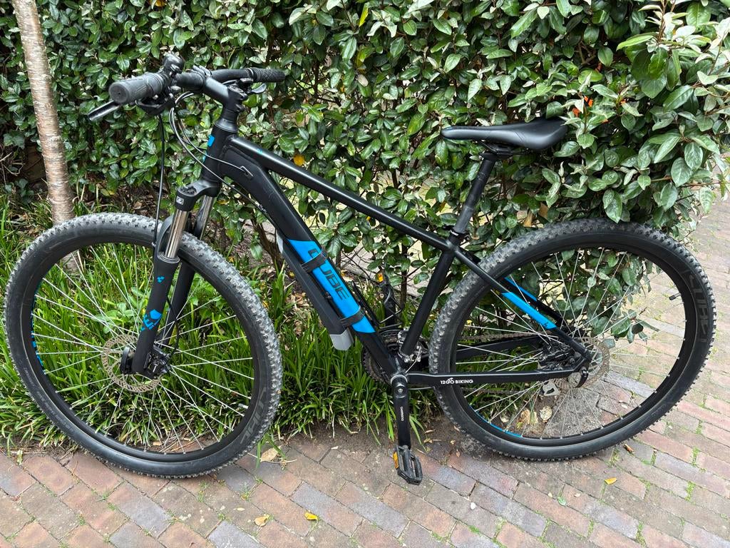 Cube Aim Pro 17 inch 29er - Black Blue, Fietsen en Brommers, Fietsen | Mountainbikes en ATB, Overige merken, Gebruikt, Hardtail