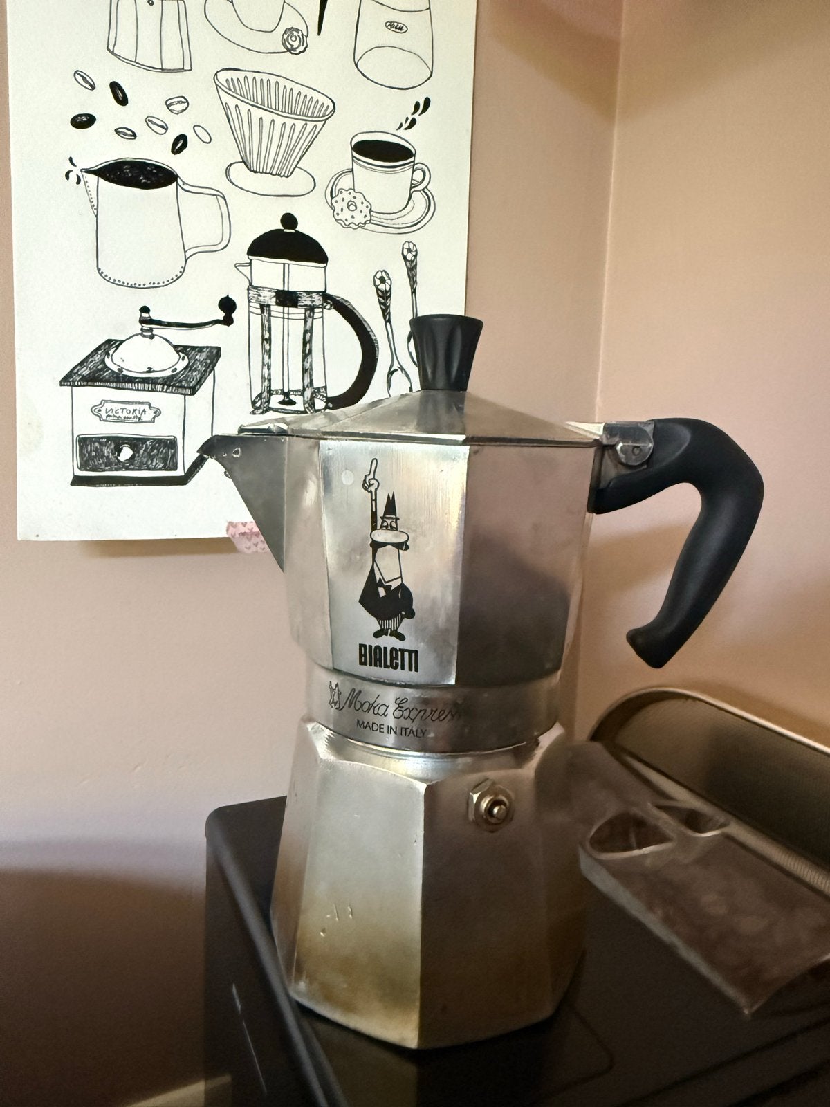 Bialetti Moka Express - Klassieke Aluminium Percolator, Witgoed en Apparatuur, Koffiezetapparaten, Gebruikt, Verzenden, Espresso apparaat