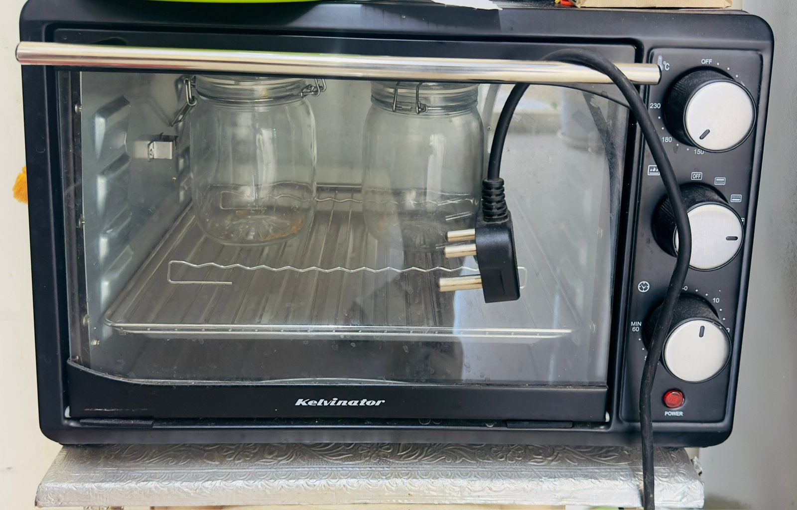 Kelvinator 30L Oven Toaster Grill, Ophalen, Zo goed als nieuw, Minder dan 45 cm
