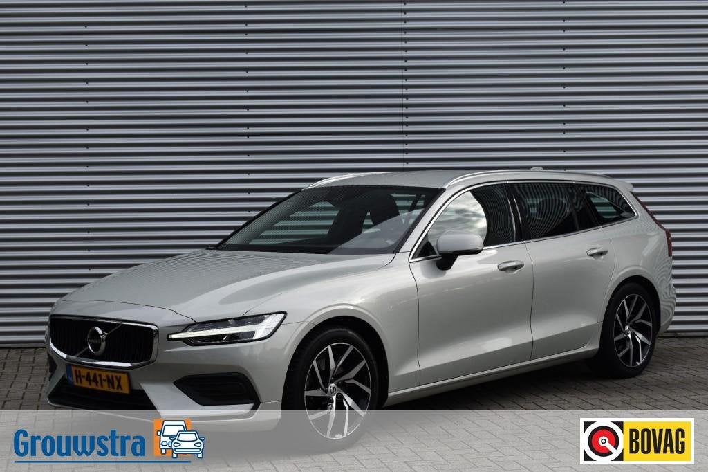 Volvo V60 2.0 T4 MOMENT.PRO / POLESTAR ENGINEERD / NL AUTO, Auto's, Automaat, 1800 kg, 1969 cc, 93 €/maand