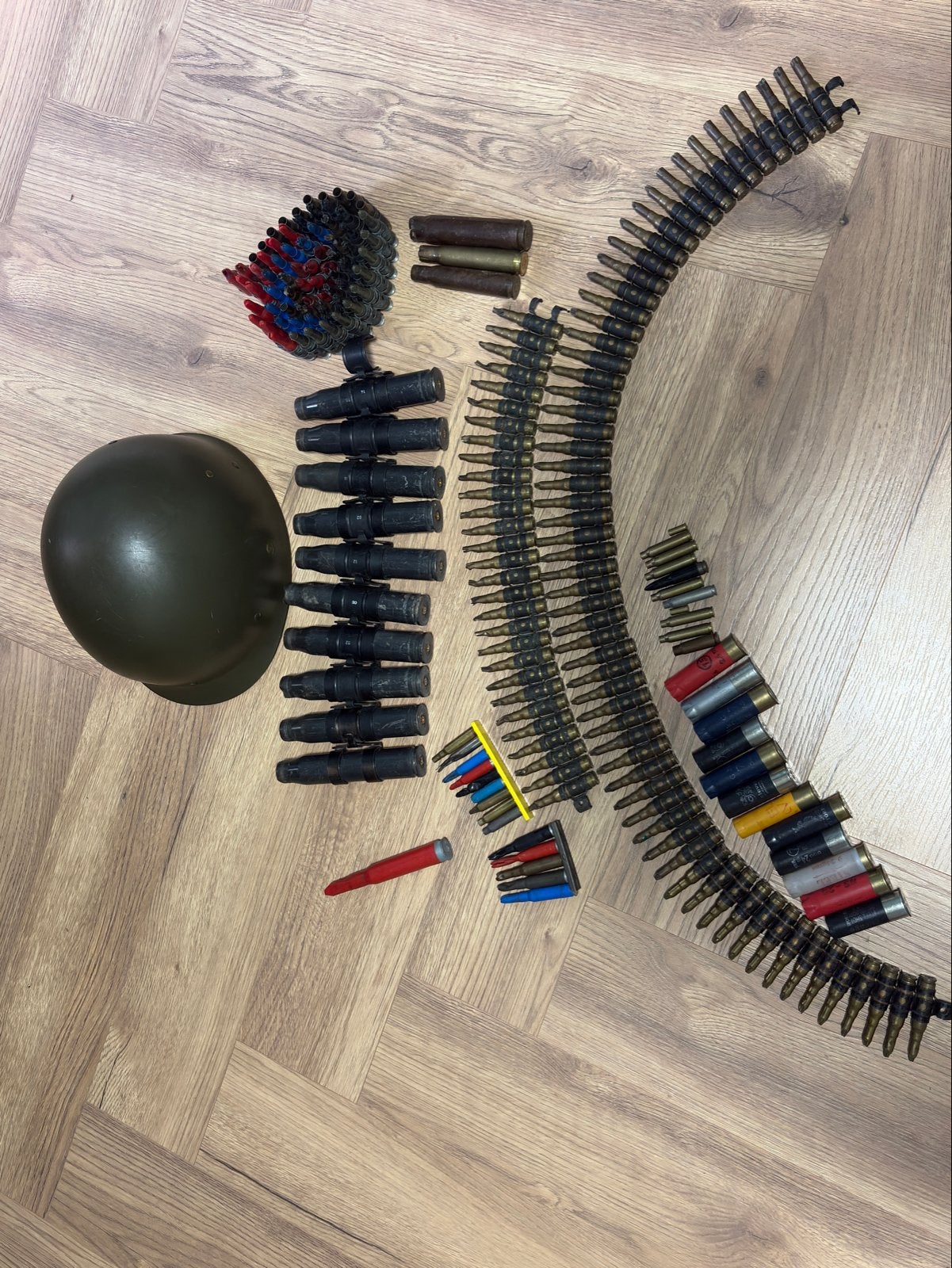 Militaria collectie: Helm, munitie en hulzen, Verzamelen, Ophalen of Verzenden, Overige soorten, Overige gebieden, Hulzen of Bodemvondsten