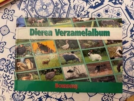 boek: dierenverzamelalbum boerderij, Ophalen of Verzenden, Zo goed als nieuw