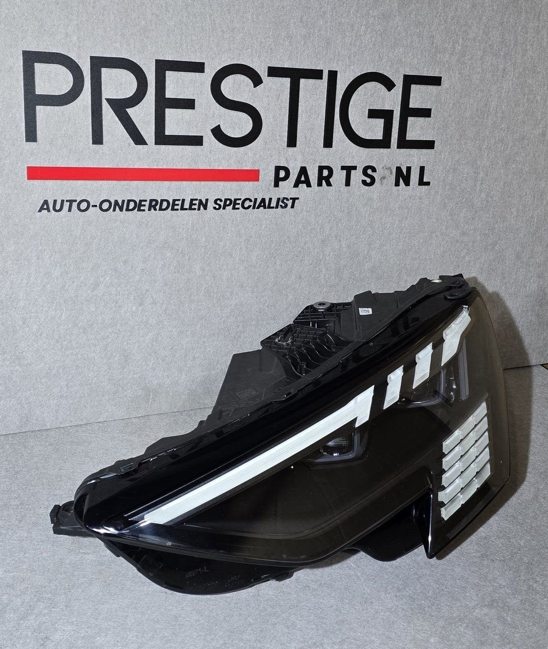 Koplamp Audi A3 8Y RS3 VOLL LED MATRIX LINKS 8Y0941035F LV, Gebruikt, -, -, -