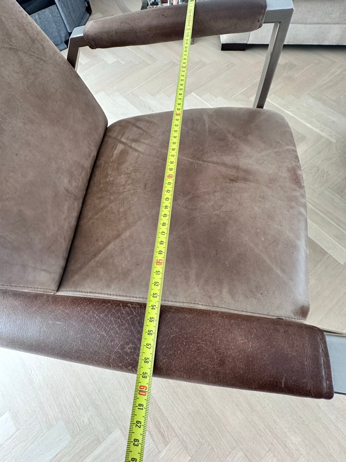 Bruine Feelings fauteuil met metalen frame, Ophalen, Gebruikt, 75 tot 100 cm, Metaal