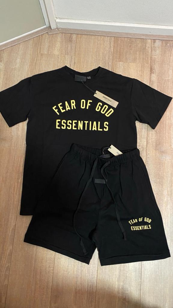 Fear of God Essentials Zomer Set - T-shirt & Short, Ophalen of Verzenden, Nieuw, Overige maten