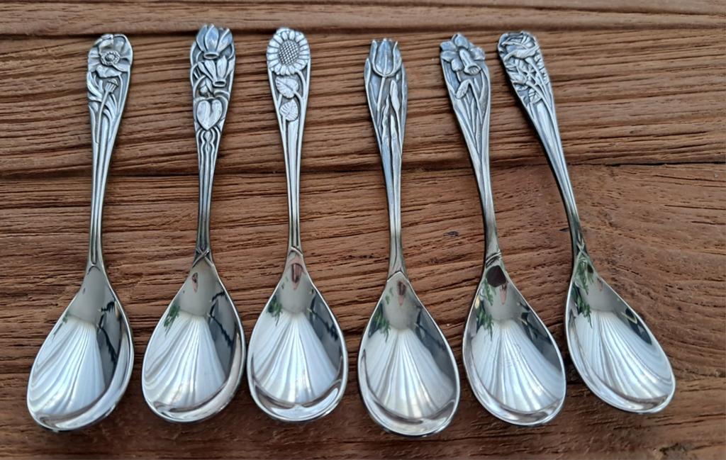 Set van 6 Gero Zilvium theelepels met bloemdecoratie, Antiek en Kunst, Antiek | Bestek, Ophalen of Verzenden