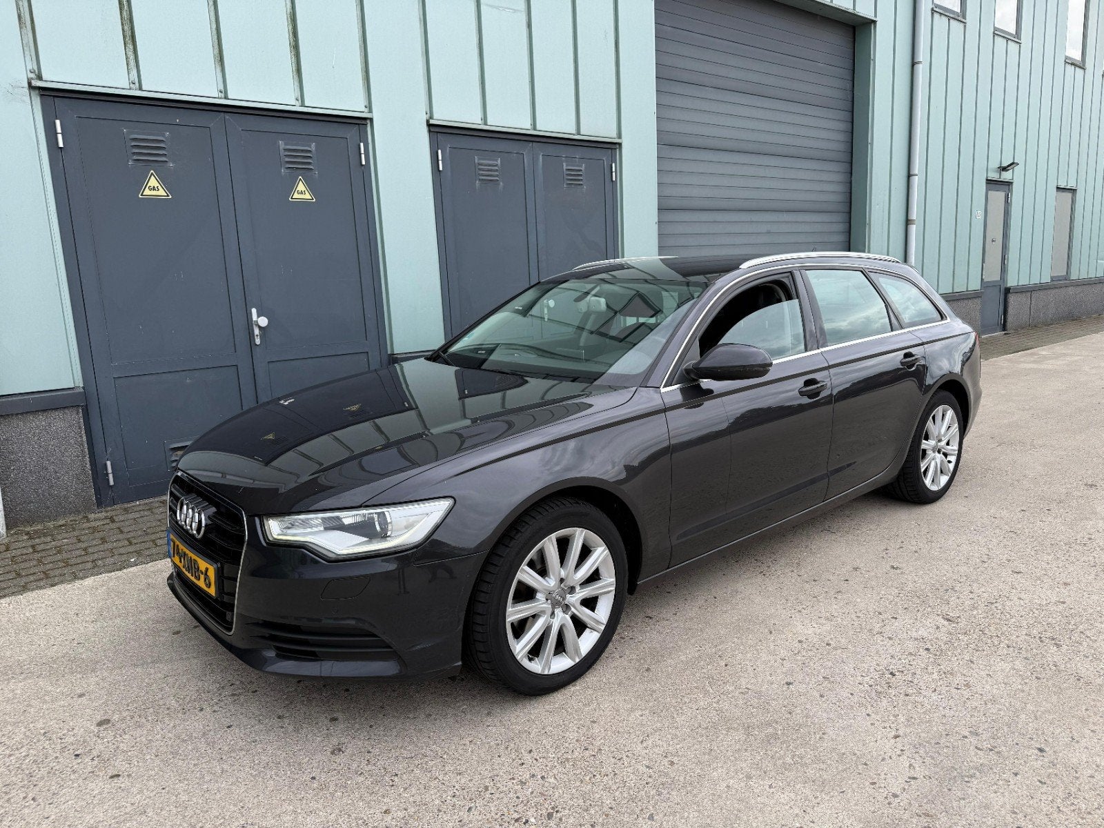 Audi A6 2.8 FSI / Schade / Leder / Navi / Luxe, Auto's, Zwart, 2773 cc, Stationwagon, 93 €/maand