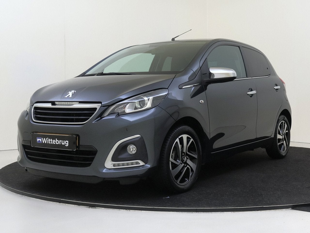Peugeot 108 1.0 e-VTi Allure P4 (bj 2021), Auto's, Gebruikt, 4 stoelen, Bedrijf, Handgeschakeld