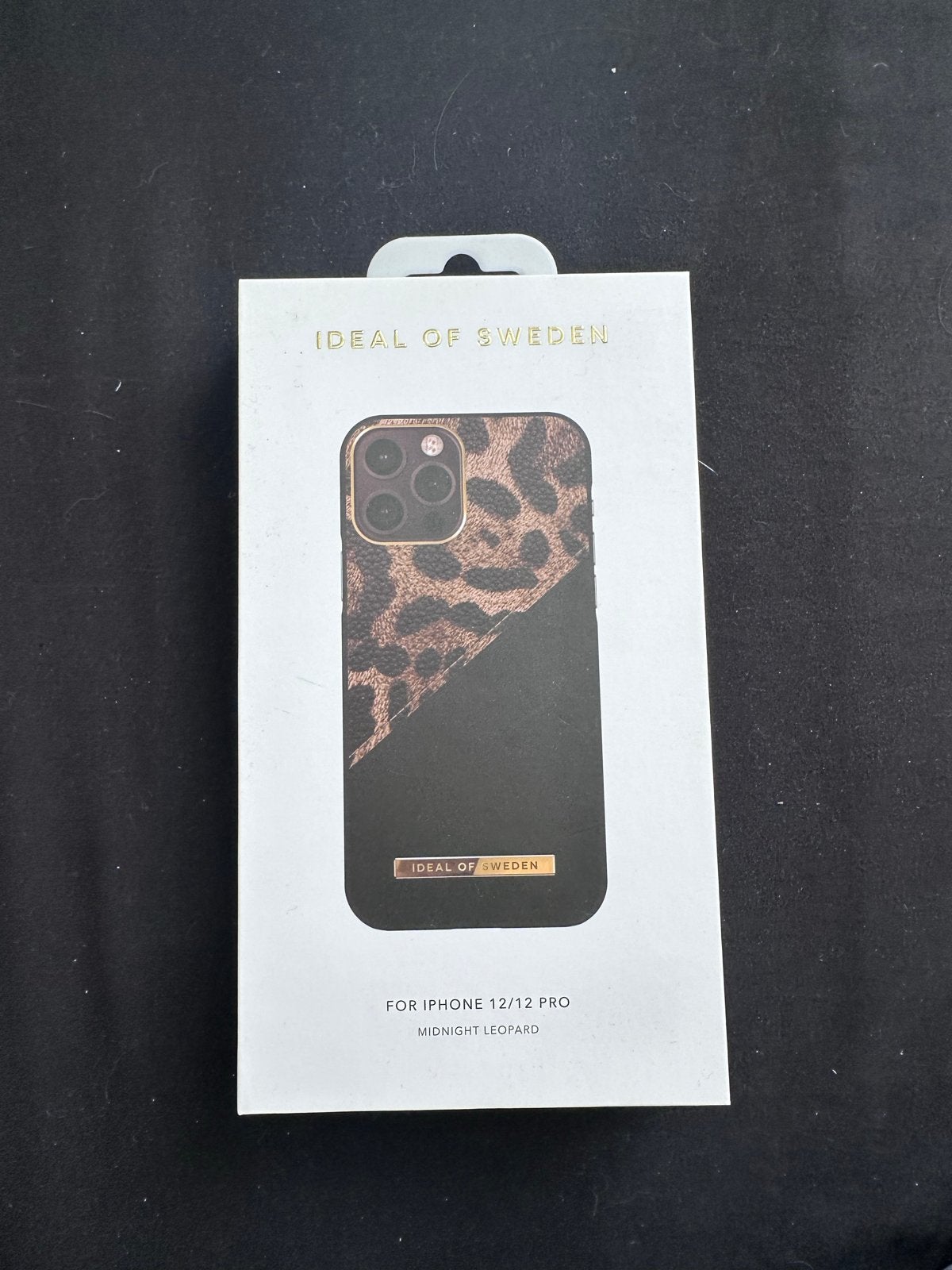 Ideal of Sweden iPhone 12/12 Pro Midnight Leopard hoesje, Kunststof, Zwart, Ophalen of Verzenden, Zo goed als nieuw