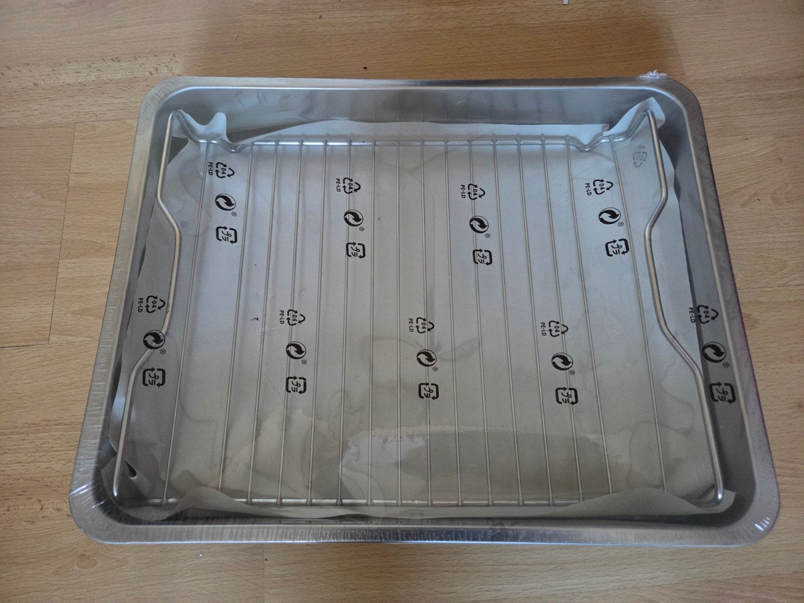 Ikea braadslede met rooster nieuw, Huis en Inrichting, Keuken | Potten en Pannen, Ophalen of Verzenden, Nieuw, Overige materialen