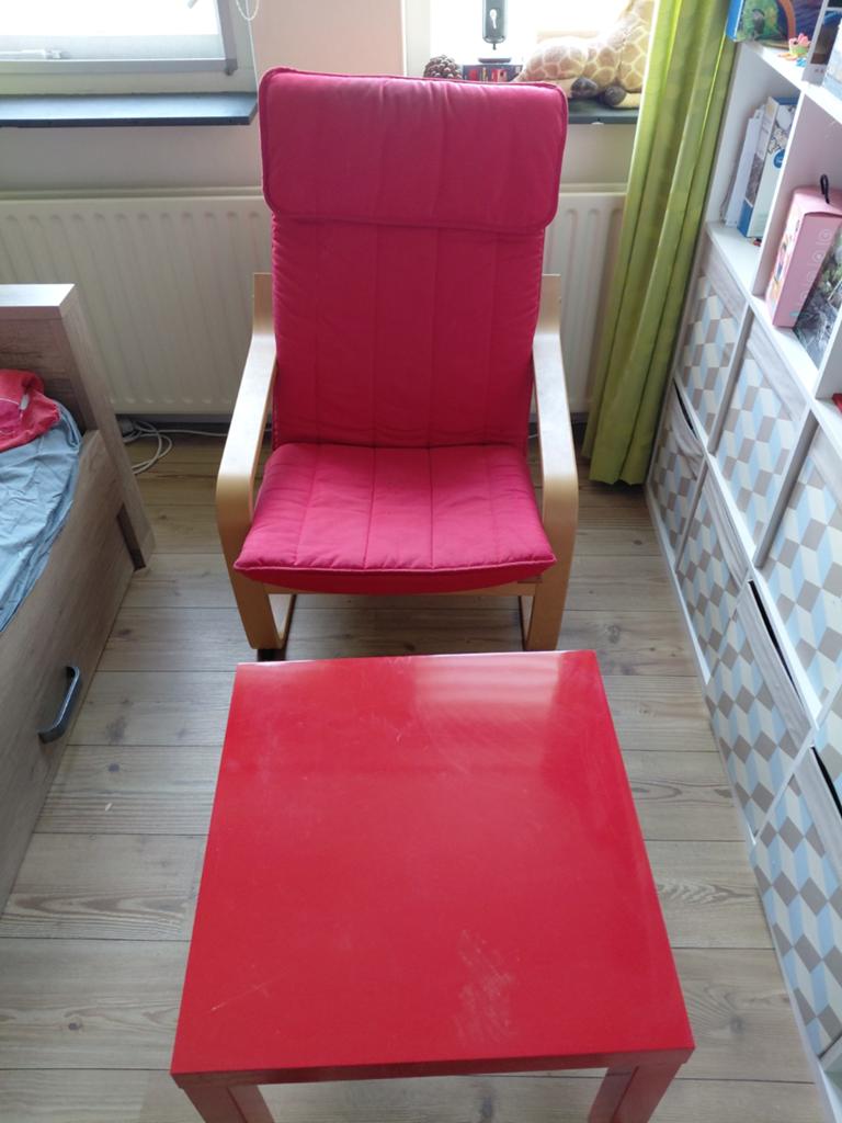 Ikea Pöang stoel rood, lack tafel verkocht, Ophalen, Gebruikt, Rood, Eén