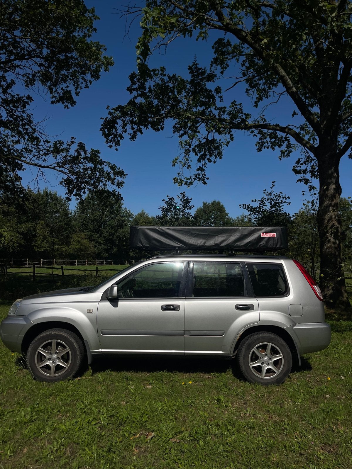 Nissan X-Trail 2.0 2WD 140PK 2004 Grijs, 1998 cc, 4 cilinders, 75 €/maand, Handgeschakeld