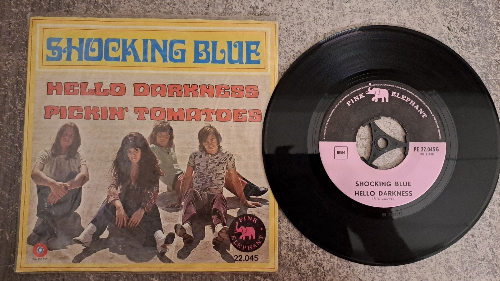 Shocking blue  - hello darkness, Gebruikt, 7 inch, Pop, Fotohoes
