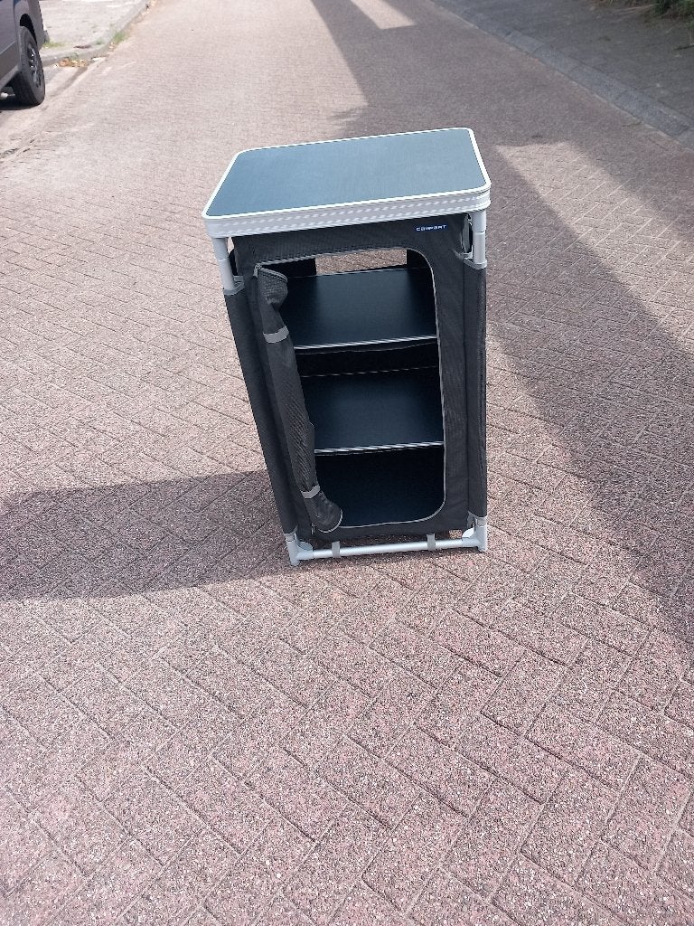 Campingkast 48 x 57 cm 99 hoog met 3 lagen, Ophalen of Verzenden, Zo goed als nieuw, Campingkast