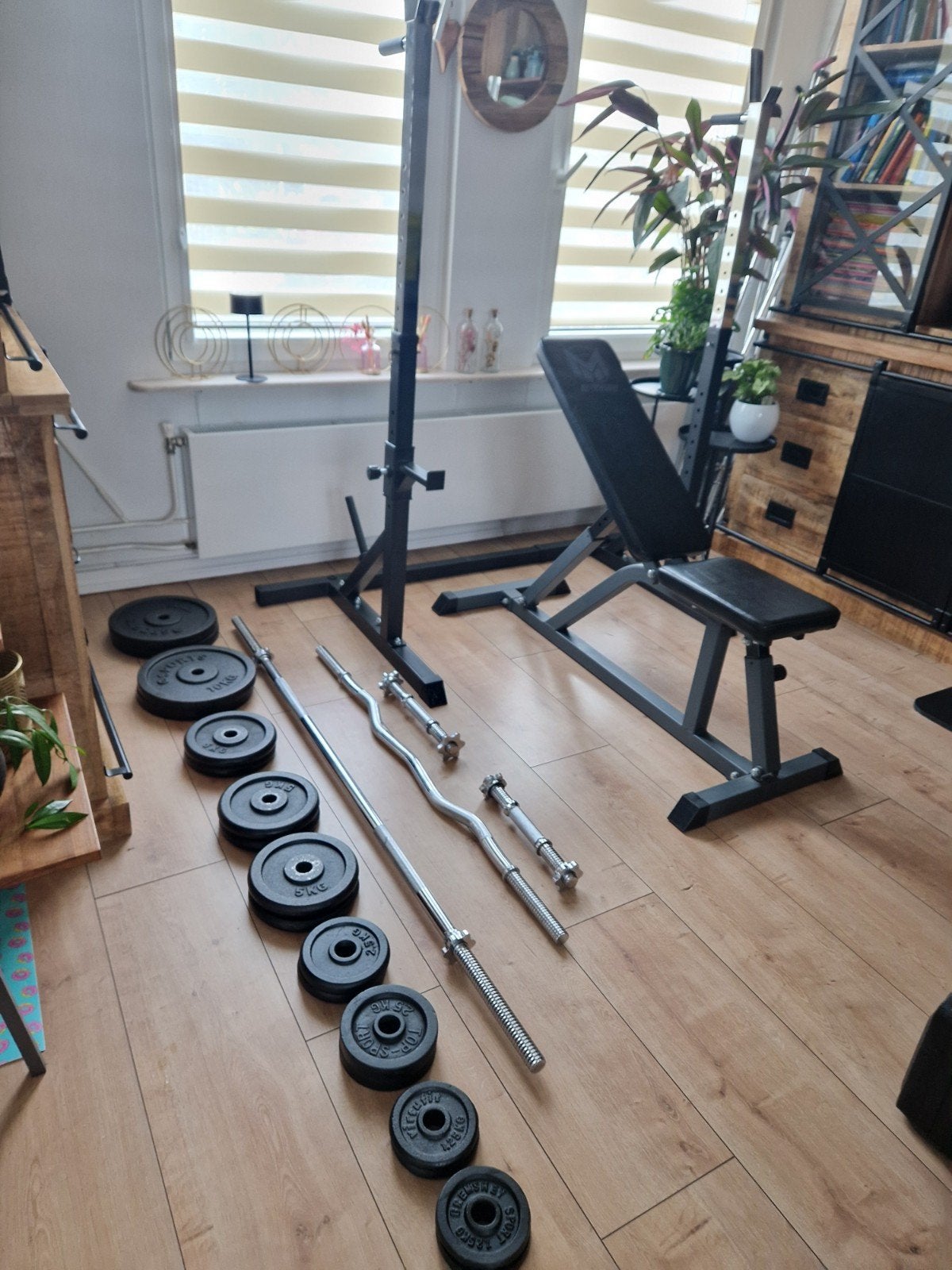 squatrek.bankje halterstangen en ijzer gewichten, Ophalen, Zo goed als nieuw, Fitnessbank