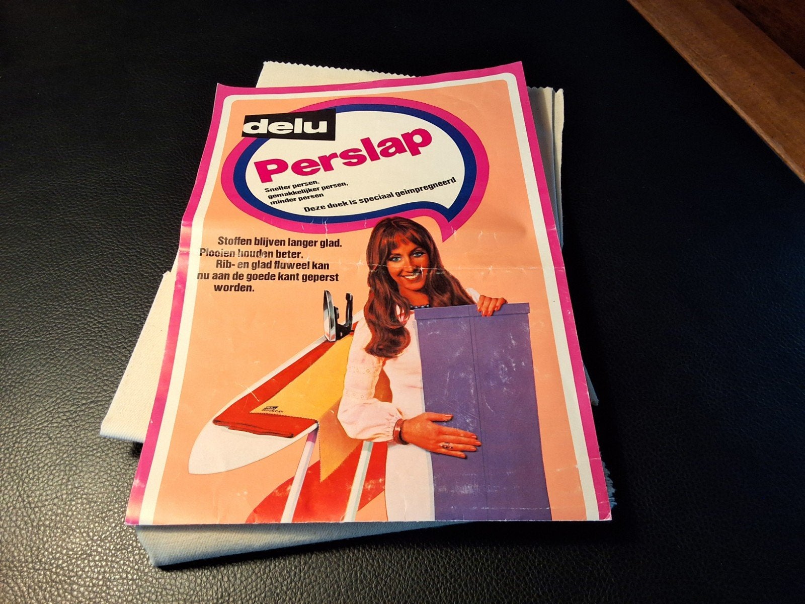 Vintage Delu Perslap - Strijkdoek voor perfecte resultaten, Ophalen of Verzenden, Gebruikt, Strijkijzer met snoer