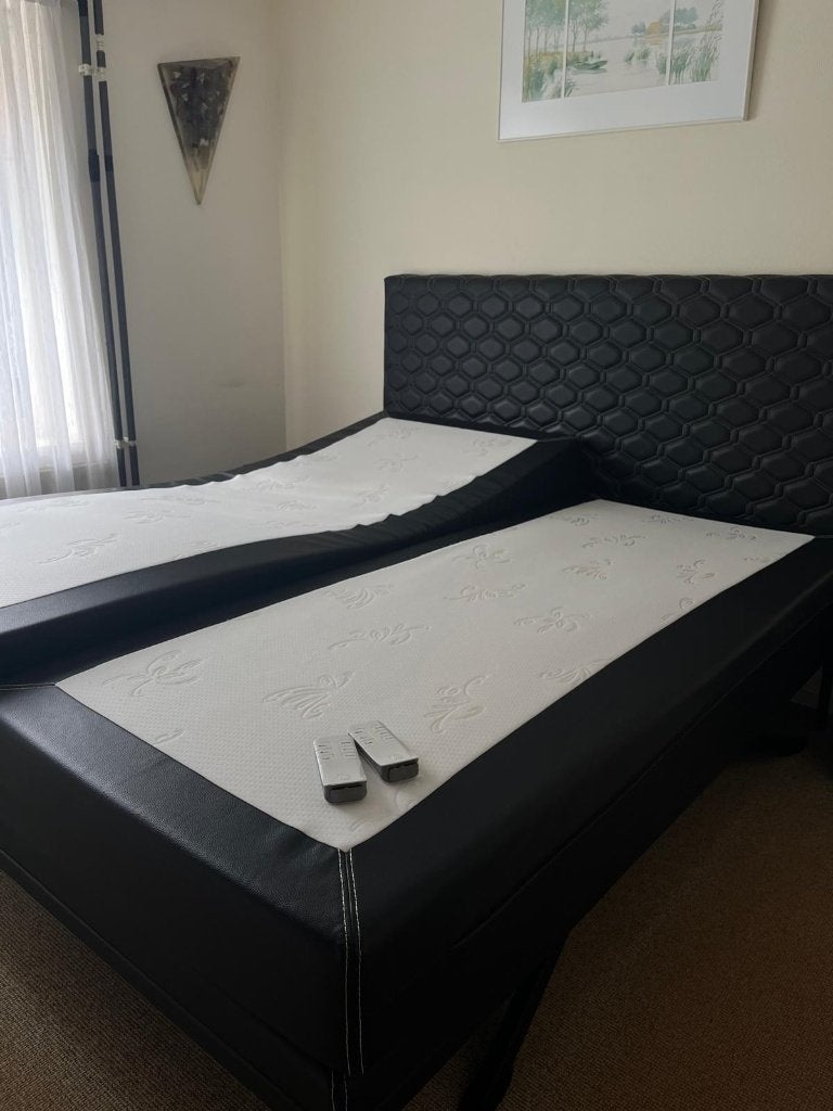 Keurige Boxspring Swiss sense met elektrische bediening!!!, Ophalen, Gebruikt, Tweepersoons, 180 cm