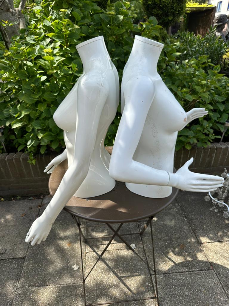 Etalage pop dames 2 boven stukken, Ophalen of Verzenden, Zo goed als nieuw, Pop