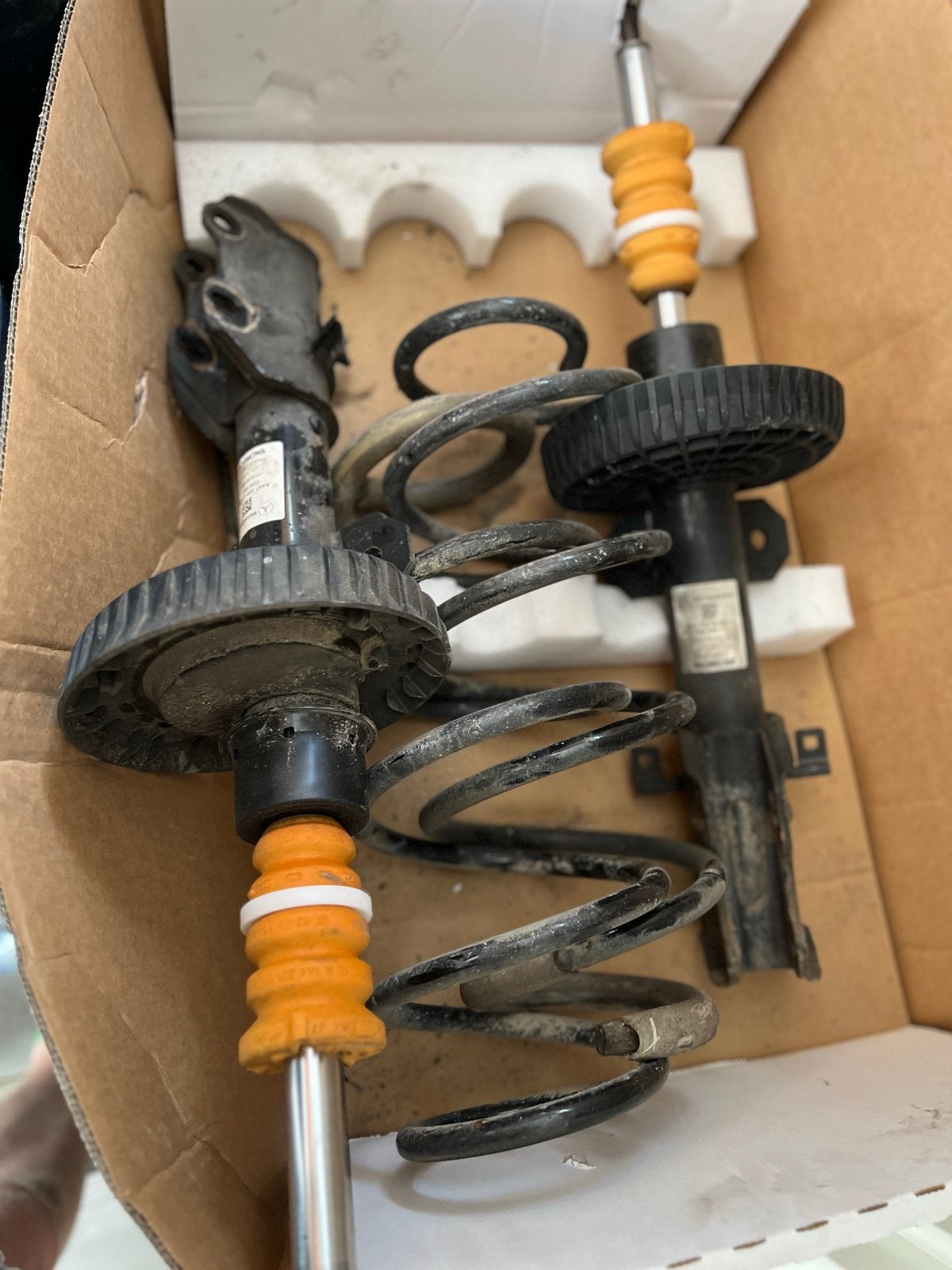Originele veren en dempers Mercedes Vito 2023, Auto-onderdelen, Ophalen, Gebruikt, Mercedes-Benz