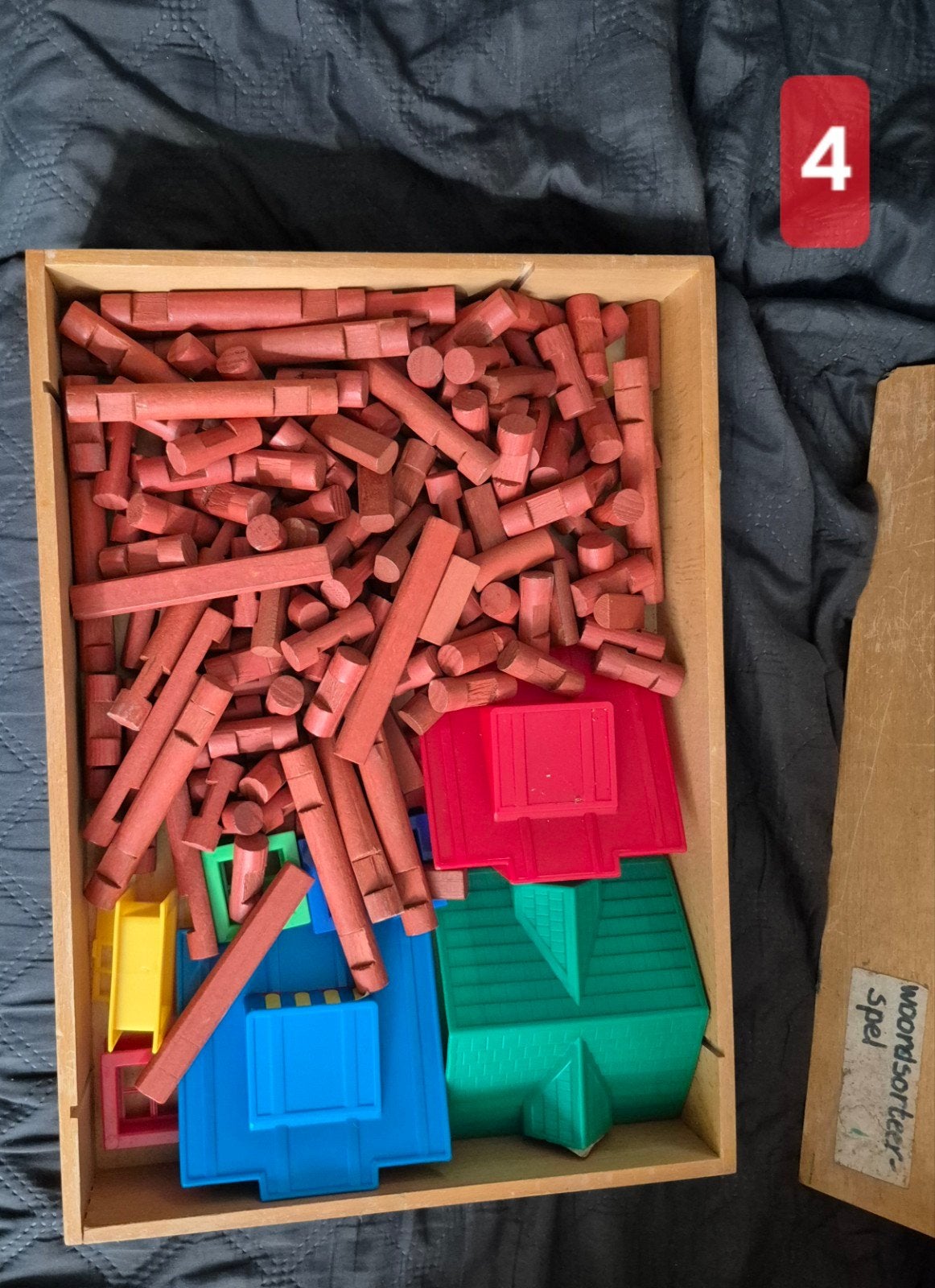 Vintage houten bouwblokken met plastic daken, Ophalen of Verzenden, Gebruikt, Overige merken