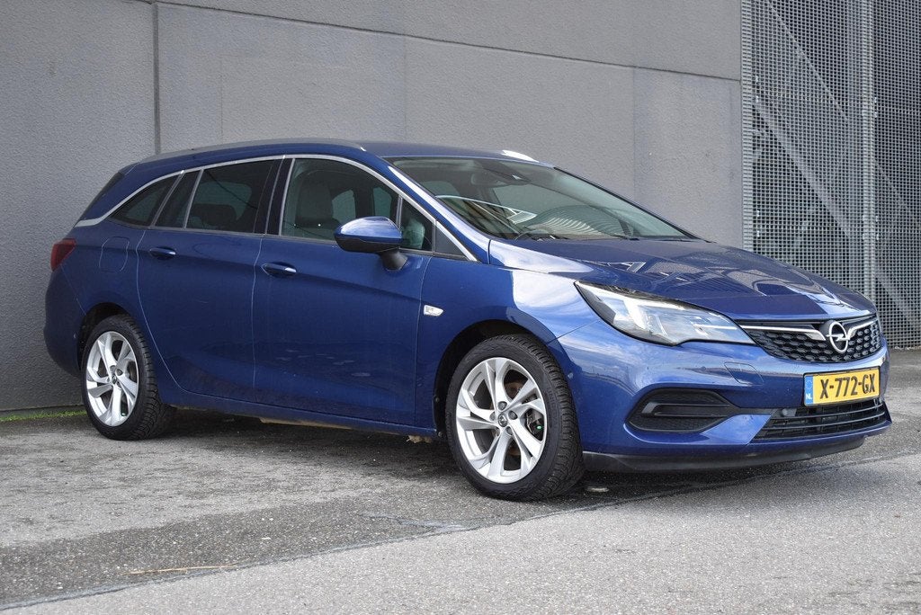 Opel Astra Sports Tourer 1.2 Blitz Elegance | Apple Carplay/, Auto's, Voorwielaandrijving, 12 maanden, Stof, Gebruikt