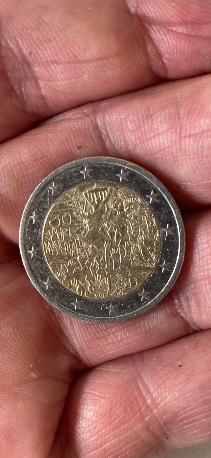 mint:  2,- €  DUITSLAND  ‘VAL BERLIJNSE MUUR)  D, Postzegels en Munten, Munten | Europa | Euromunten, Ophalen of Verzenden, Duitsland