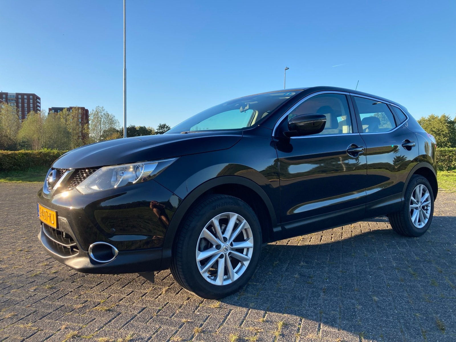 Nissan Qashqai Business 2017 | Dealer OH | Camera | Climate, Voorwielaandrijving, Dealer onderhouden, Stof, 4 cilinders
