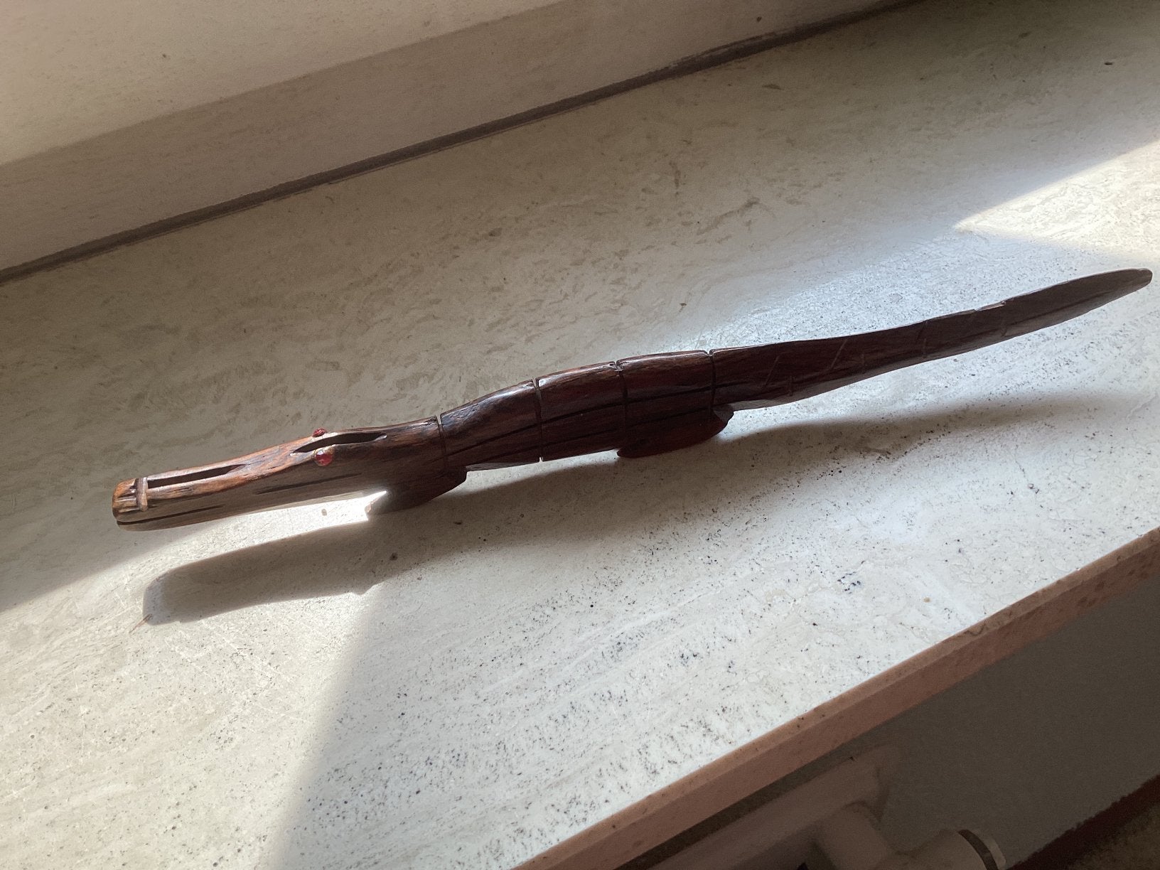 Briefopener Krokodil hout 25 cm, Antiek en Kunst, Ophalen of Verzenden