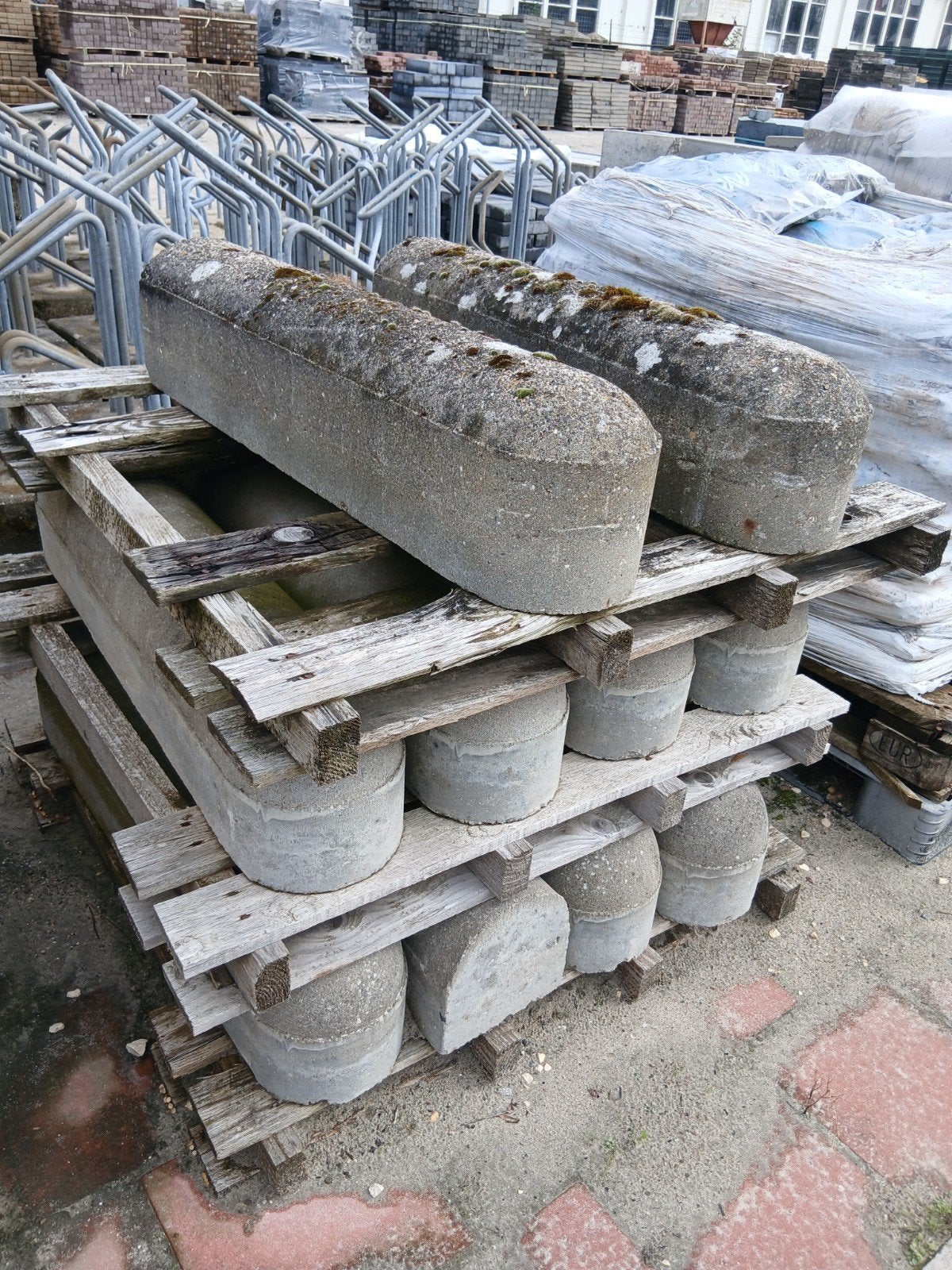varkensruggen / stootruggen, Ophalen, Nieuw, Beton, Overige typen