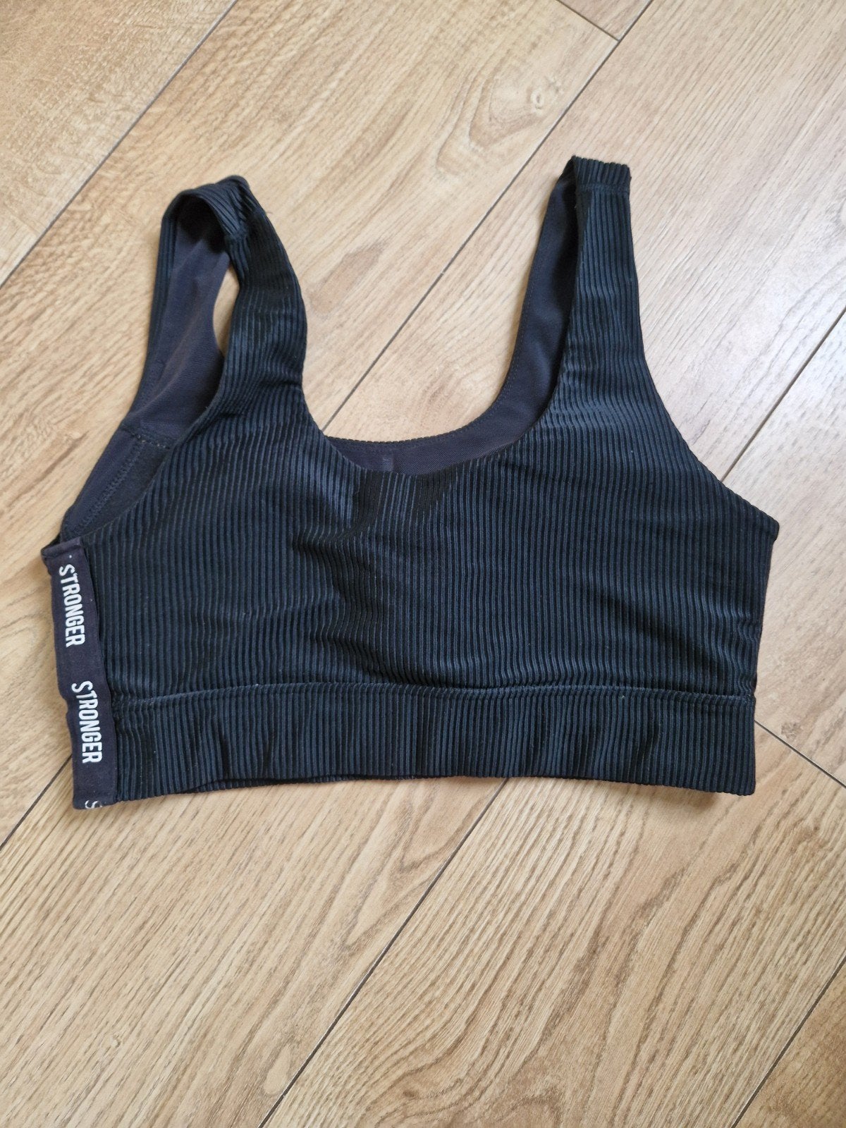 Stronger sportbeha maat M, Maat 38/40 (M), Zwart, Ophalen of Verzenden, Stronger
