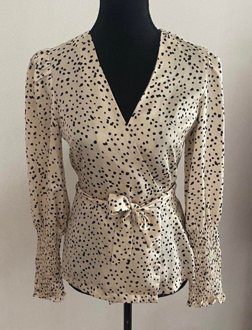 Zgan EIGHT PARIS prachtige top..mt:s, Kleding | Dames, B, Verzenden, Beige, Lange mouw
