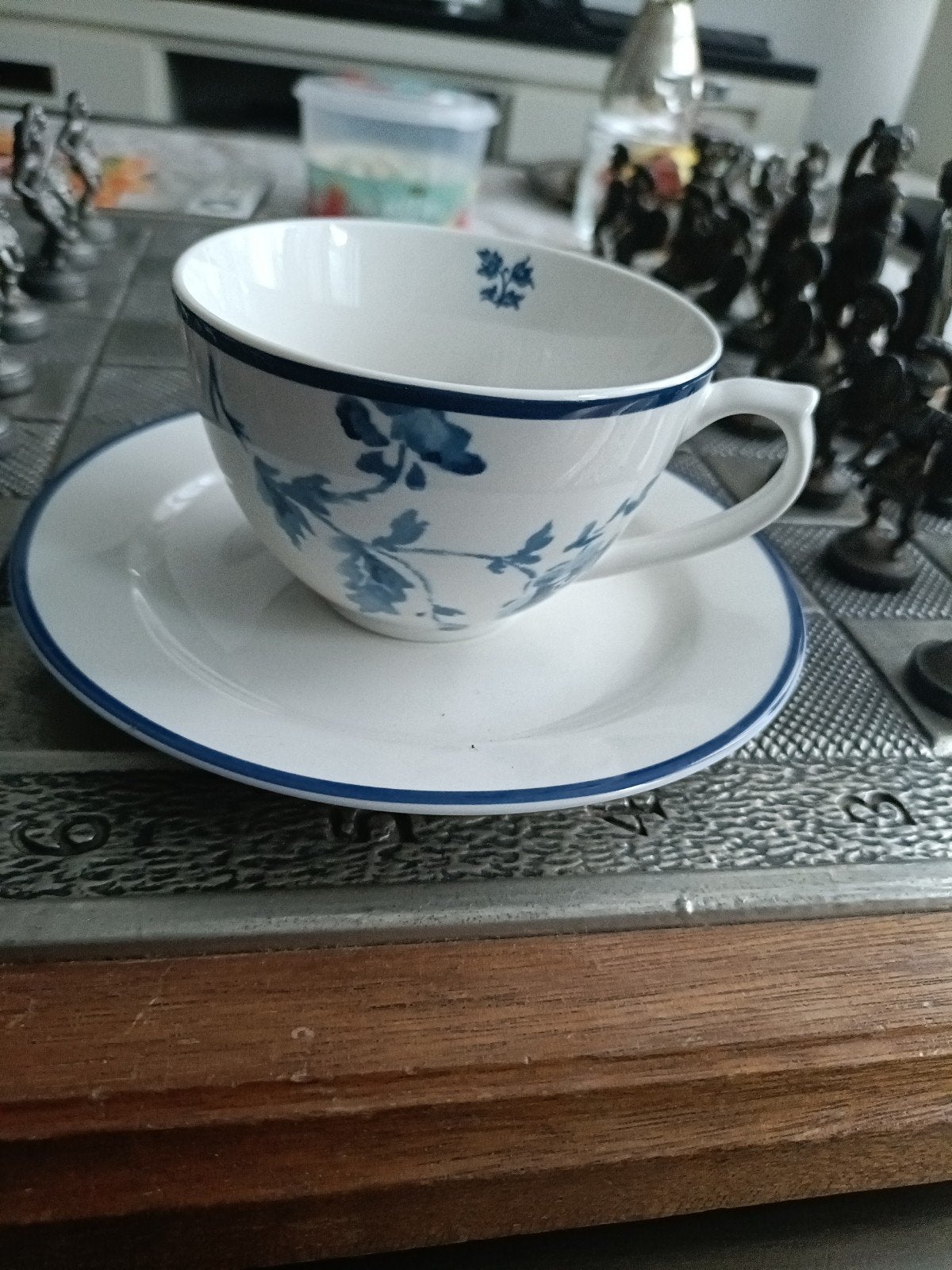 Cappuccino kop en schotel - Rose Ashley, Ophalen, Zo goed als nieuw, Overige stijlen, Kop(pen) en/of Schotel(s)