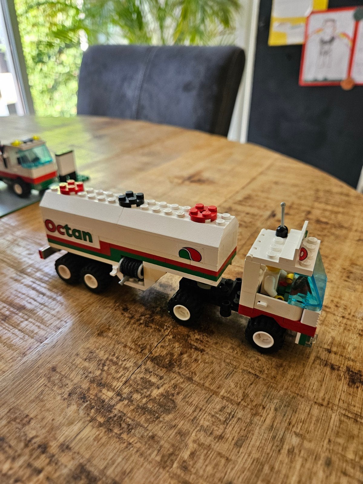Lego Octan Tankwagen 1560 met instructies, Ophalen of Verzenden