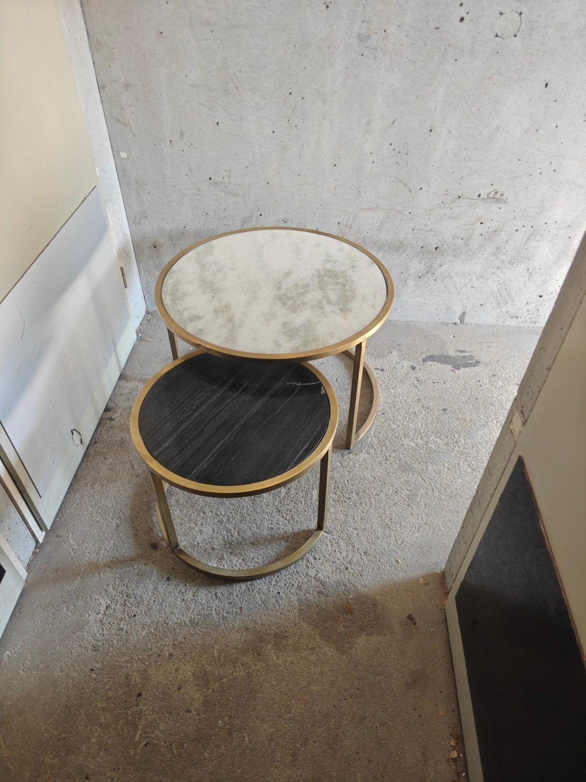salontafel marmer wit / zwart, Huis en Inrichting, Tafels | Bijzettafels, 45 tot 60 cm, Minder dan 55 cm, Rond, Ophalen of Verzenden