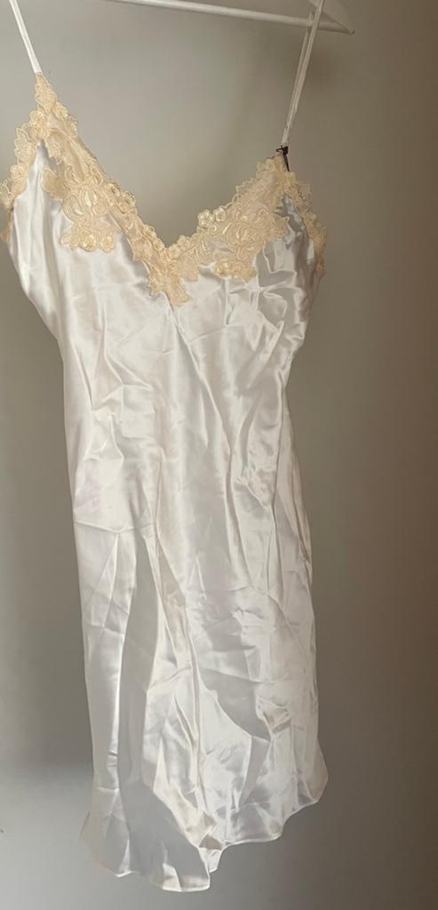 silksilky nachthemd, Ophalen of Verzenden, Nieuw, Maat 38/40 (M)