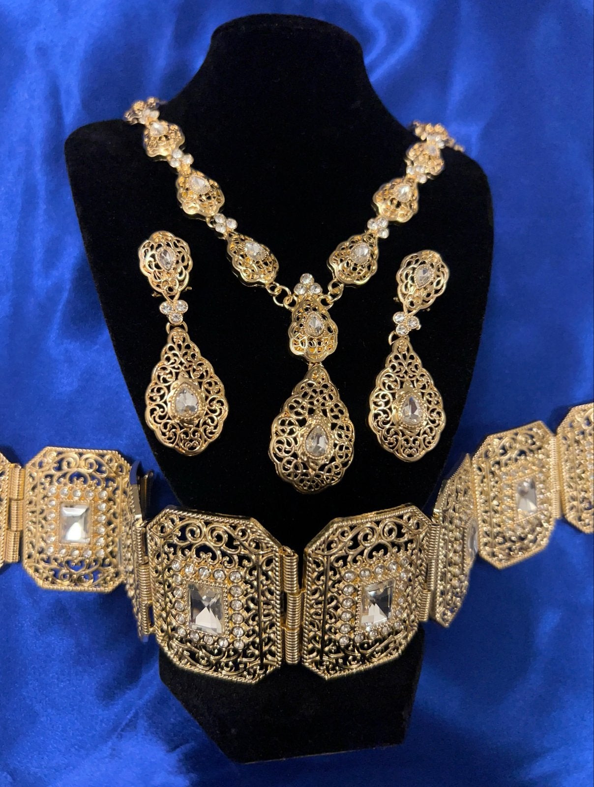 Prachtige Marokkaanse Sieradenset - Goudkleurig met Strass, Overige materialen, Nieuw, Ophalen of Verzenden, Goud