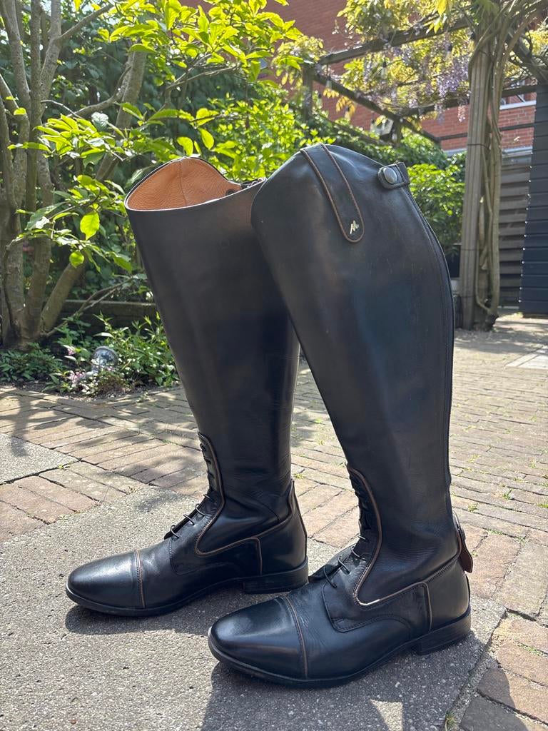 Mooie zwarte rijlaarzen (leer) merk Mondoni mt 40 wijde kuit, Dieren en Toebehoren, Paardrijkleding, Zo goed als nieuw, Dames
