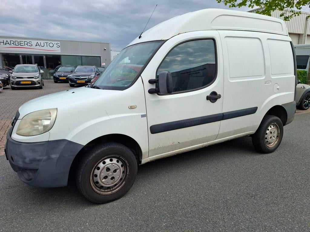 Fiat Doblò 1.6 CNG Basis HD, Auto's, Voorwielaandrijving, 1596 cc, Gebruikt, Startonderbreker