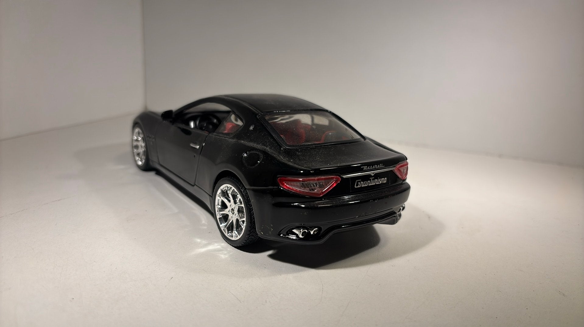 Maserati grantunismo bburago 1.24, Ophalen of Verzenden, Bburago, A, A