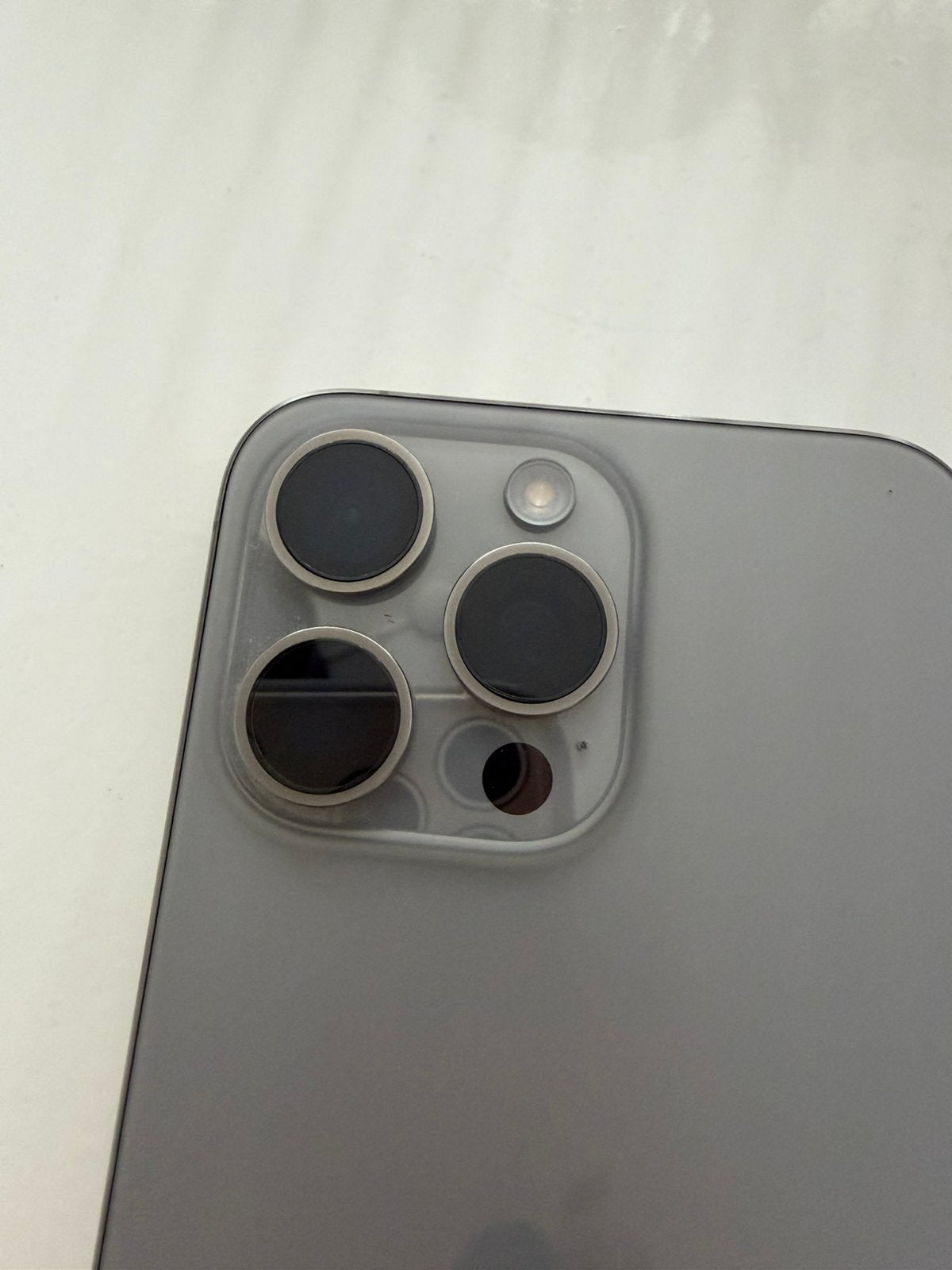 Foto 4 van iPhone 15 Pro Max 256GB Natural Titanium