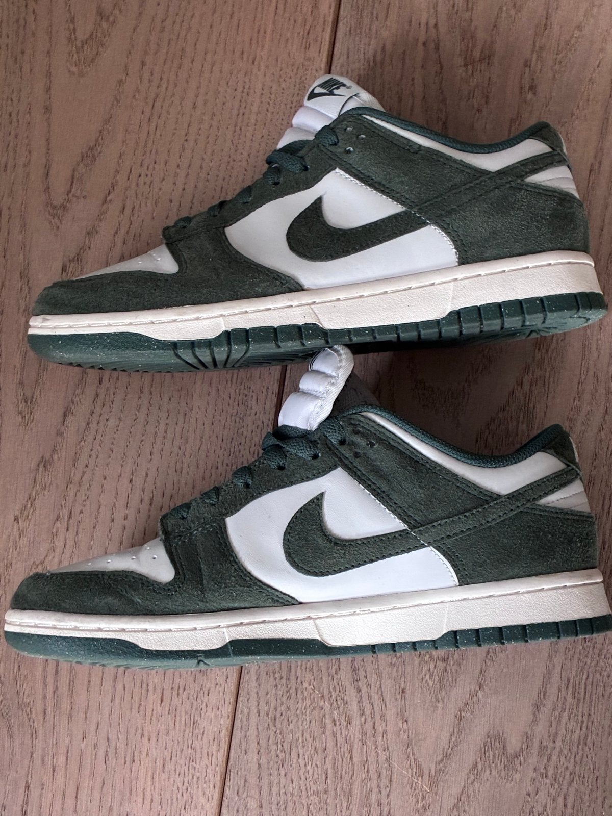 Nike Dunk Low 'Green Suede' sneakers - Maat 40, Overige kleuren, Ophalen of Verzenden, Sneakers of Gympen, Zo goed als nieuw